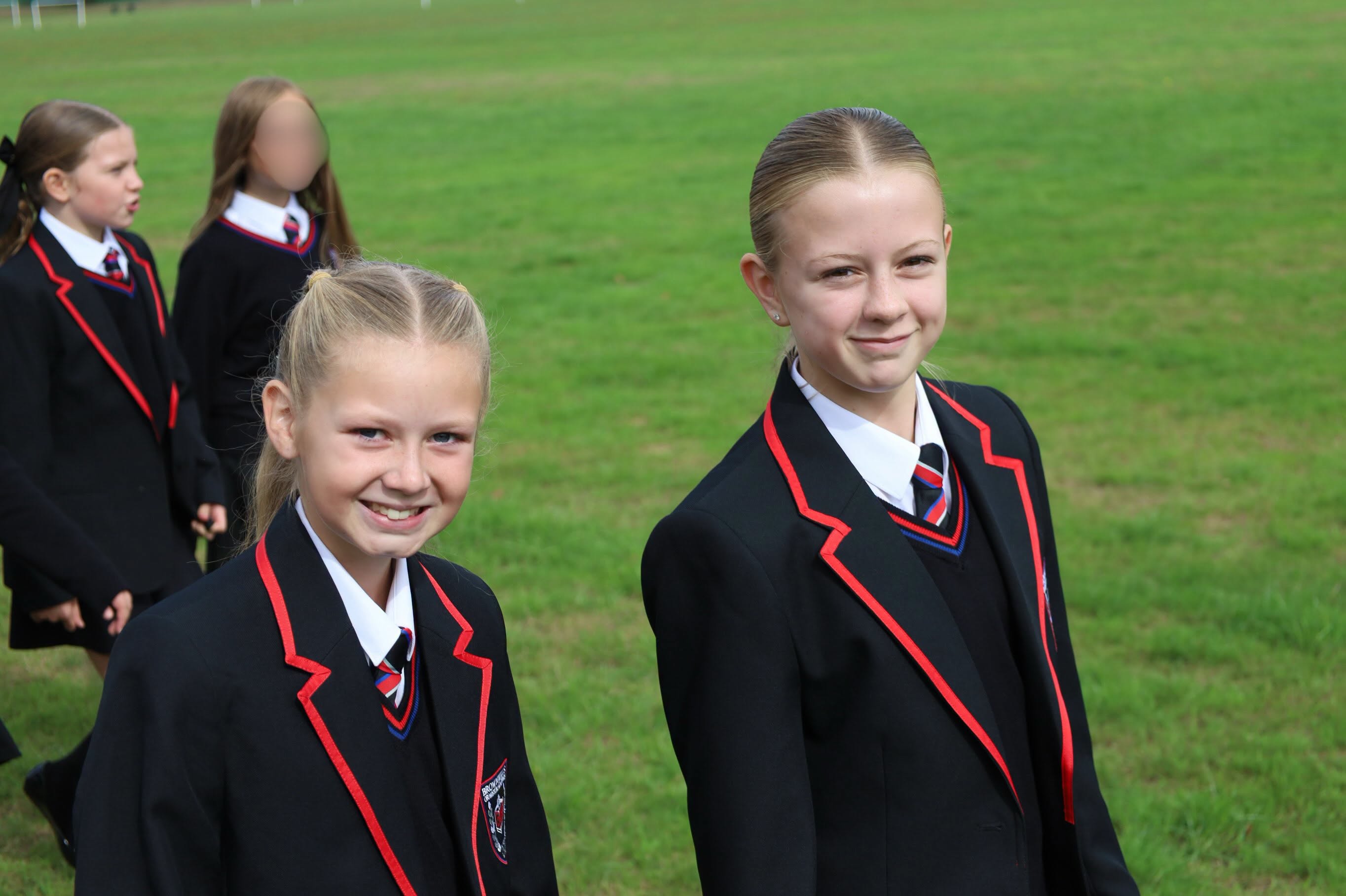 YEAR 7 COMPLETE THEIR FIRST BROWNHILLS MILE TO FINISH THEIR FIRST WEEK AT OUR GREAT SCHOOL