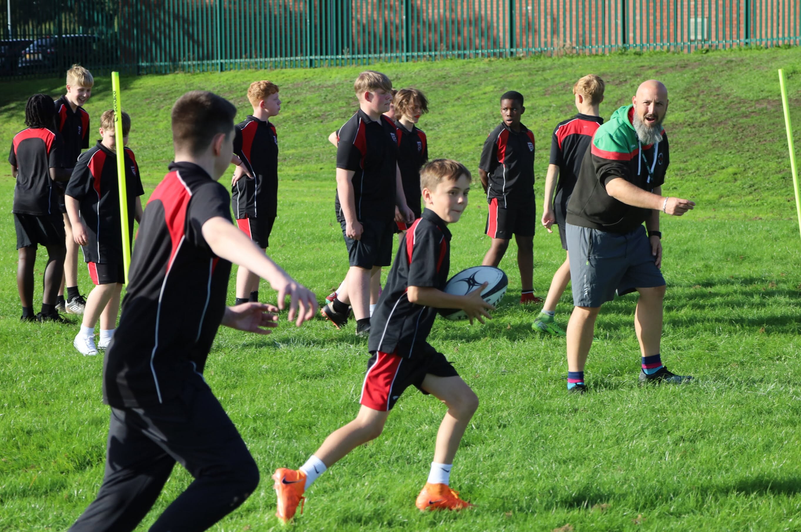 COACHING FROM BURNTWOOD RUGBY CLUB - RECORD NUMBERS AT A BRILLIANT TRAINING SESSION
